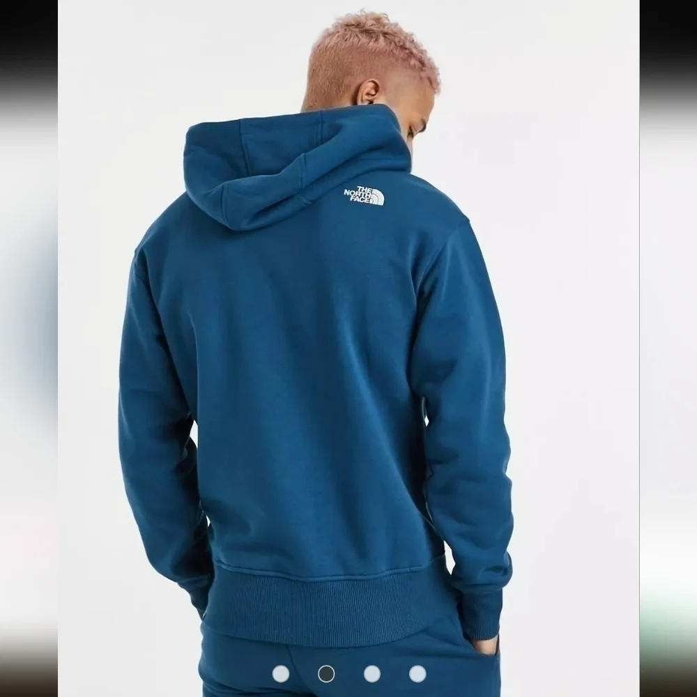 The North Face Essential Hoodie in Montery Blue, sz Medium